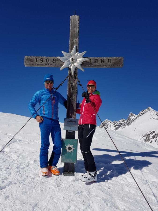 费茵霍夫林德勒公寓 Schlaiten 外观 照片
